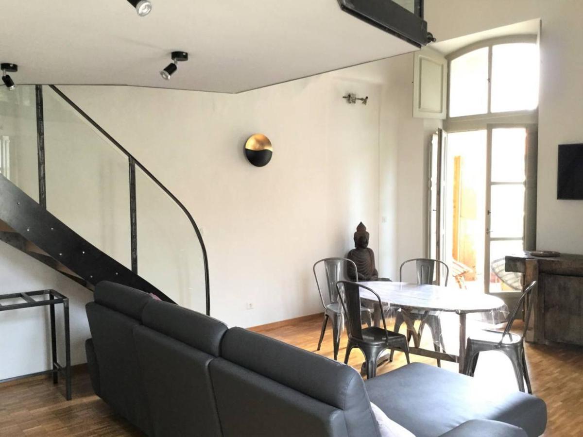 75sqm 2 bedroom, 1 private bathroom Apartament in Avignon Centru oraş Exterior foto